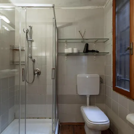 Charming Waterfront - Cannaregio Daire Venedik